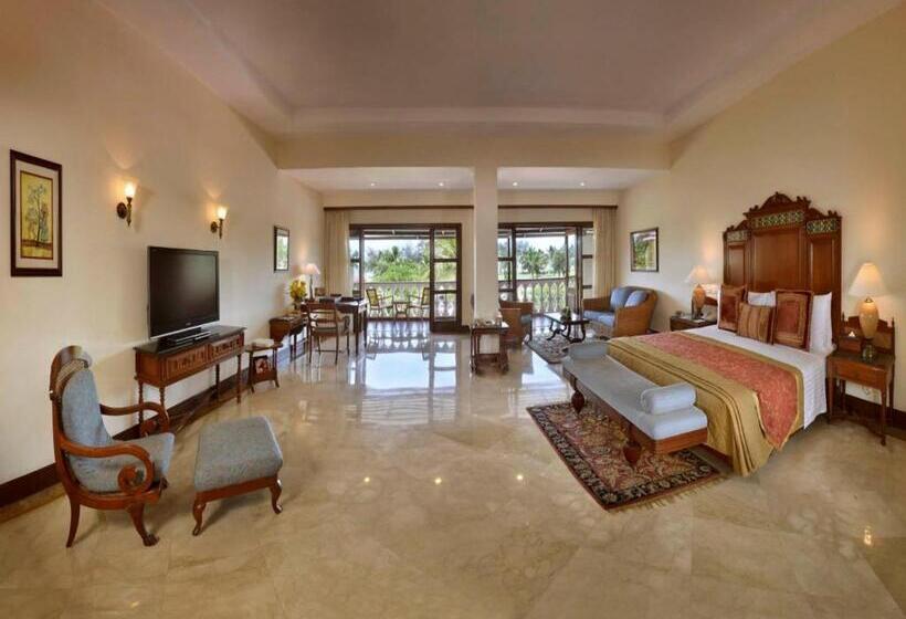 Люкс Повышенной Комфортности, The Lalit Golf & Spa Resort Goa