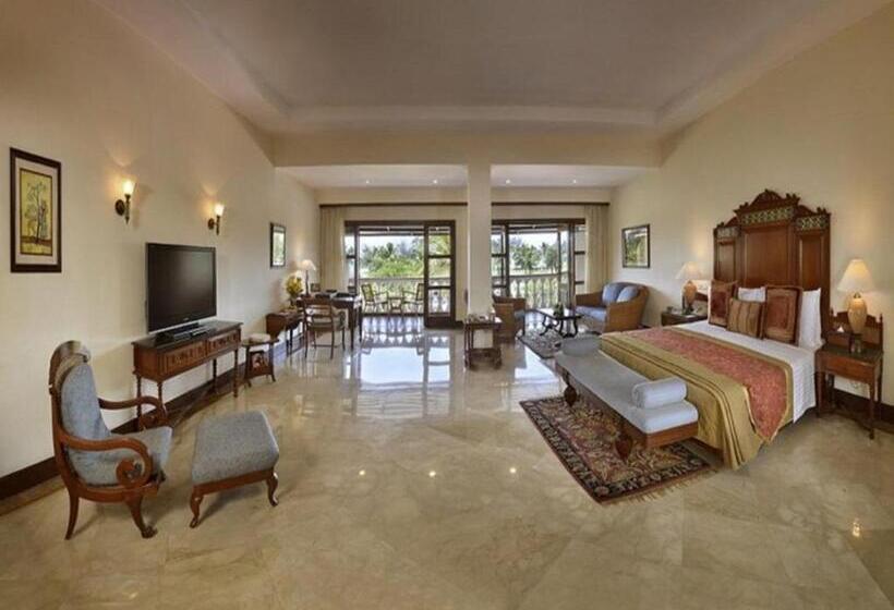 جناح, The Lalit Golf & Spa Resort Goa