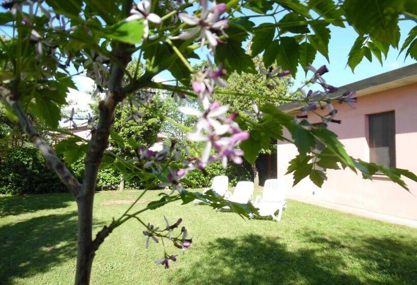 آپارتمان 1 خوابه, La Casa Rosa