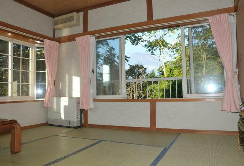 Economy Quadruple Room, Inn Yamanami