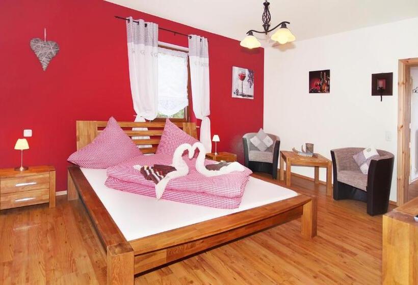 Люкс, Gästezimmer Hans Norbert Mack