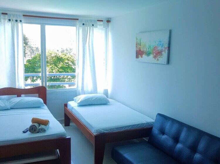 استودیو خانوادگی, Apartamentos Laguito Cartagena