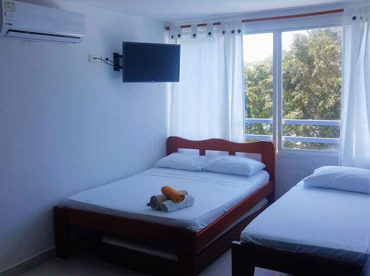 استودیو خانوادگی, Apartamentos Laguito Cartagena