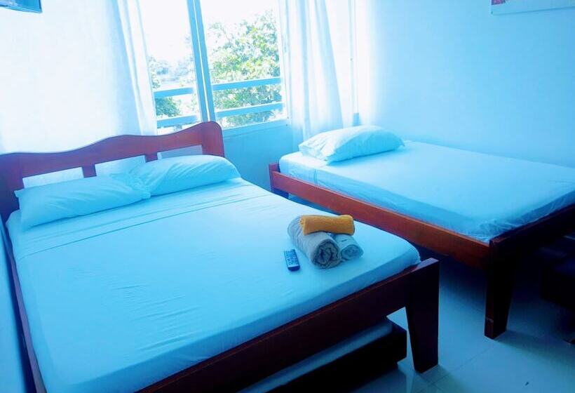 استودیو خانوادگی, Apartamentos Laguito Cartagena