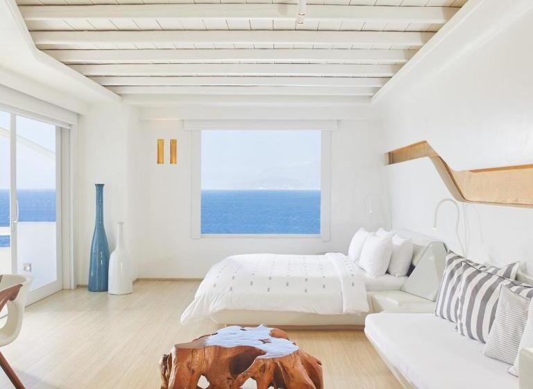 جناح مزود بجاكوزى, Cavo Tagoo Mykonos