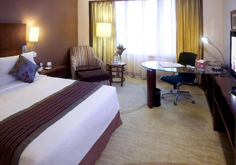 Executive Room King Size Bed, Grand Mercure Beijing Central