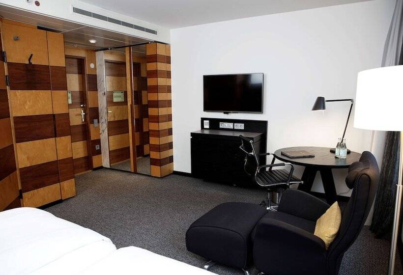 디럭스 룸, Hilton Stockholm Slussen
