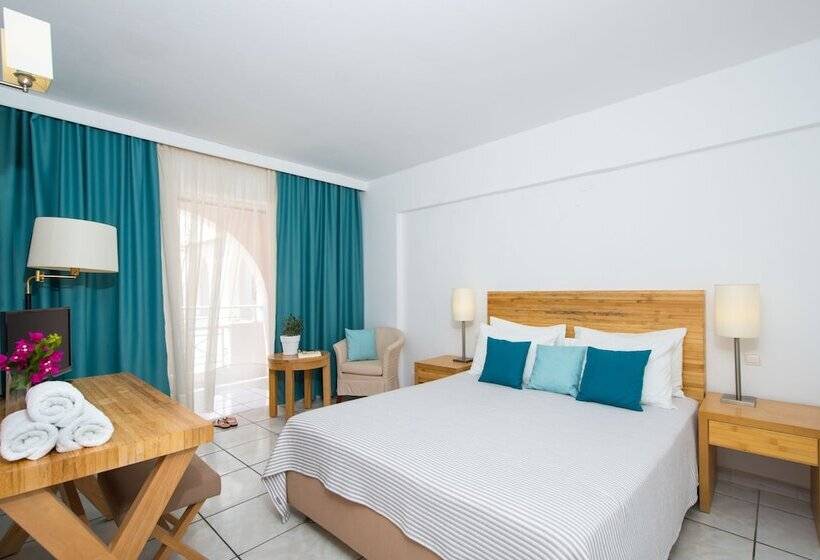 Семейный Номер, Bitzaro Palace Hotel   All Inclusive