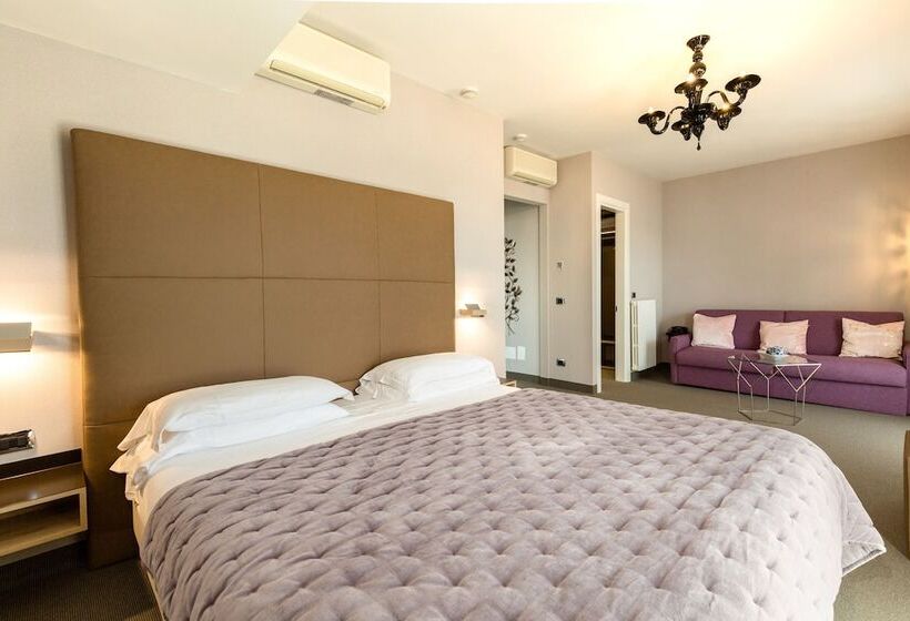 Family Suite, Continental Wellness & Spa