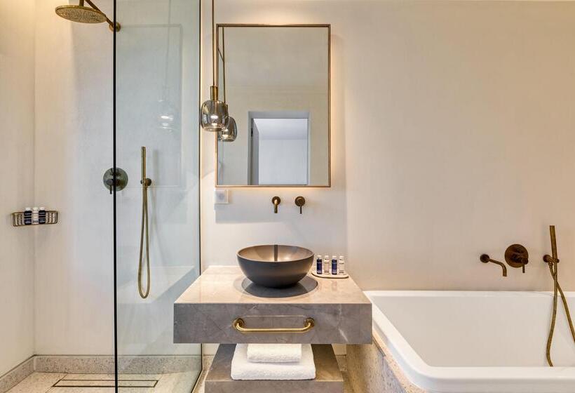 سوییت, Domes Miramare, A Luxury Collection Resort, Corfu   Adults Only