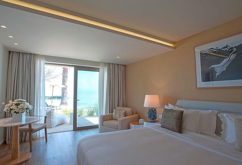 سوییت با چشم‌انداز دریا, Domes Miramare, A Luxury Collection Resort, Corfu   Adults Only