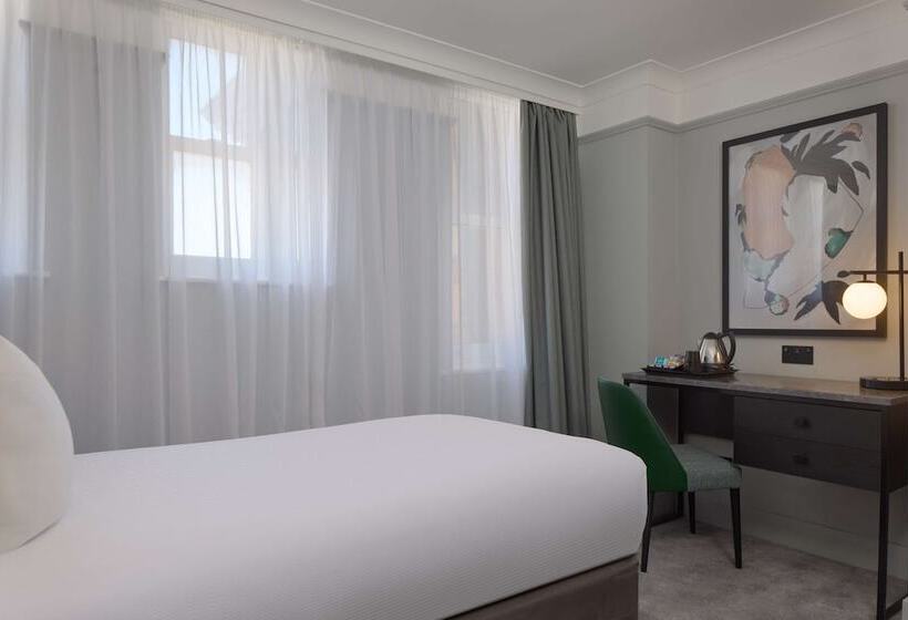 Номер Стандарт, Doubletree By Hilton Brighton Metropole