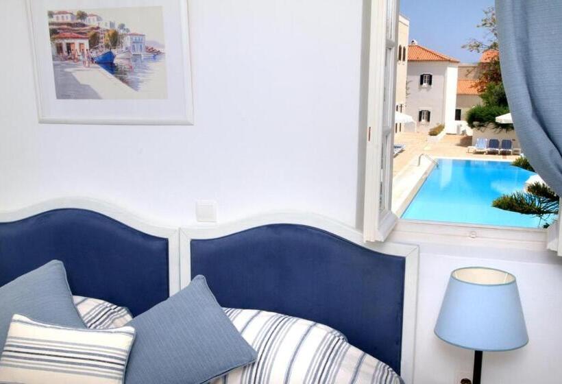 اتاق دوبلکس, Nissia Traditional Residences Spetses