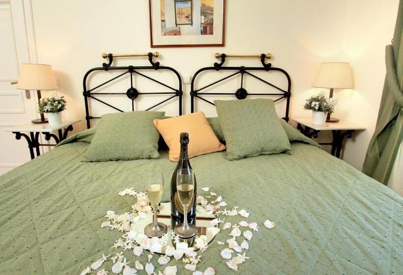 اتاق استاندارد, Nissia Traditional Residences Spetses