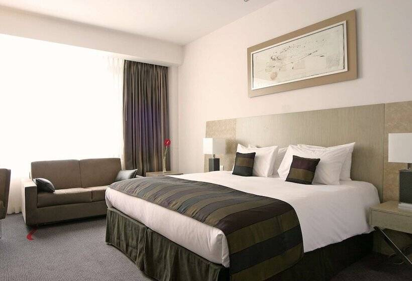 行政房间, Park Plaza Cardiff