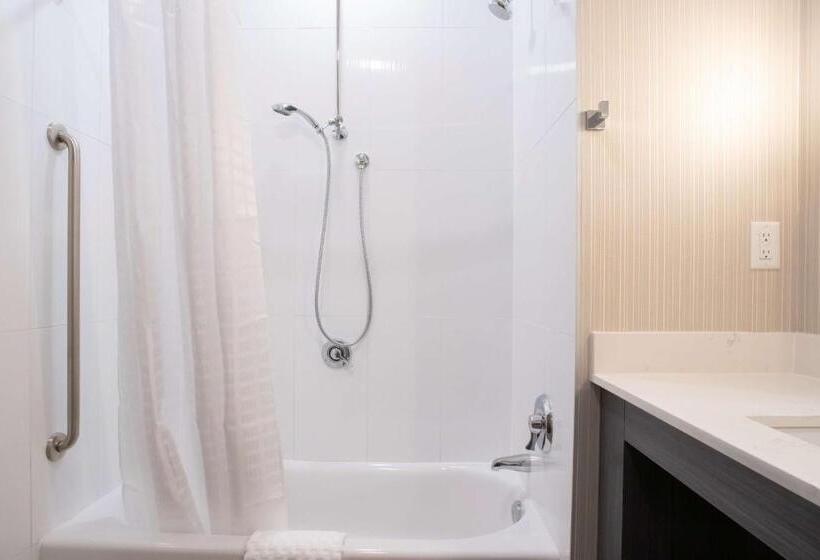اتاق استاندارد برای معلولان, Best Western Plus Prince George