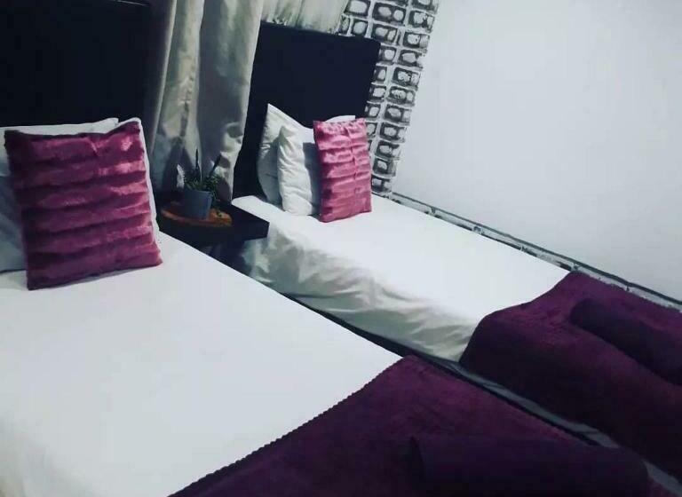 스탠다드 룸, Greenhill Chalets Grootfontein