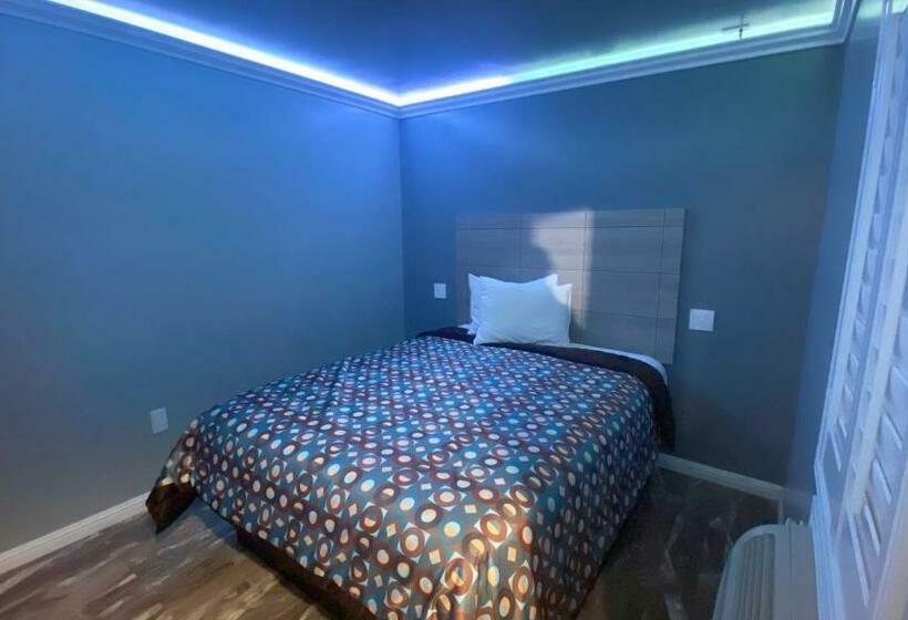 Номер Стандарт, La Perla Motel