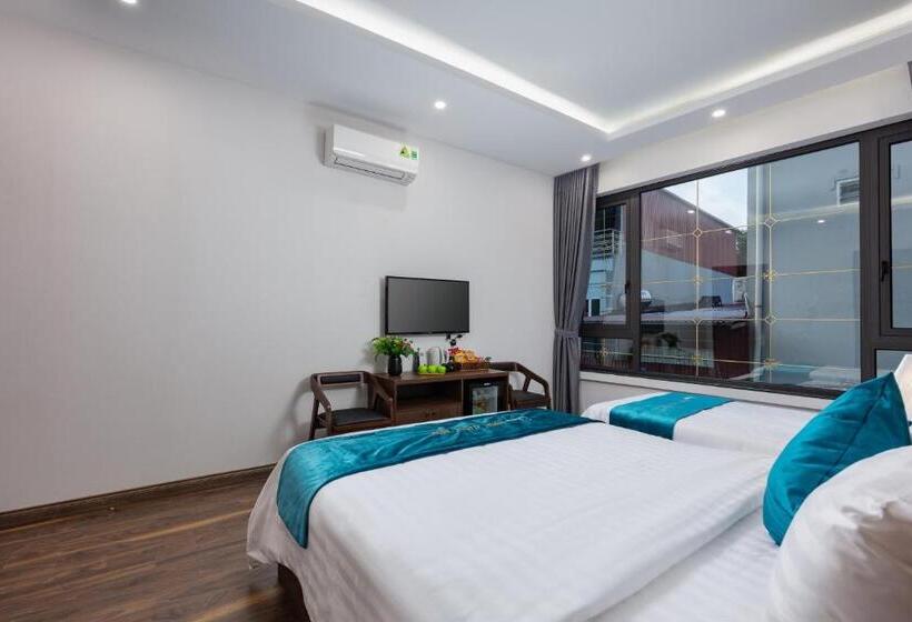 اتاق استاندارد سه نفره, Airport Classic Hotel & Travel