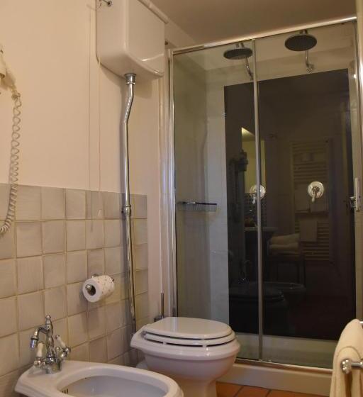 اتاق لوکس, Borgo Santuri