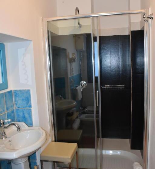 اتاق لوکس, Borgo Santuri