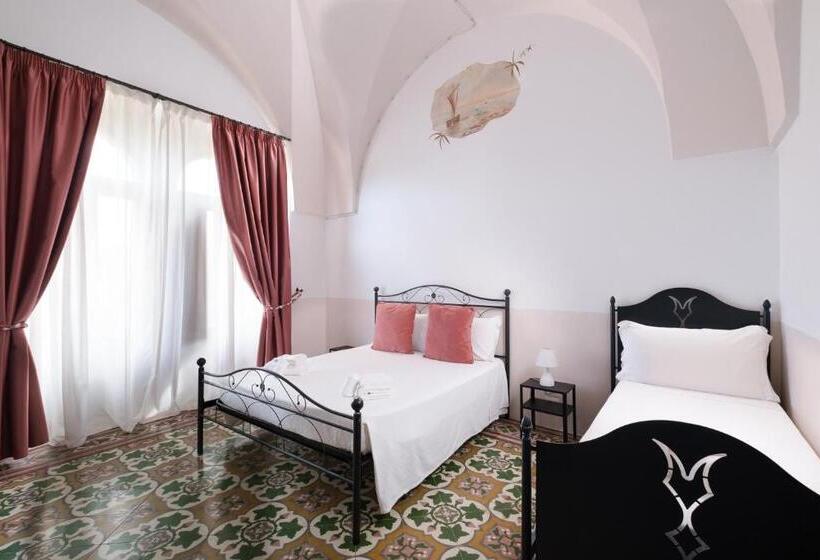 اتاق سوپریور سه تخته, Borgo Santuri