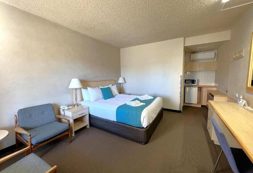 Номер Deluxe, Goulburn Central Motel