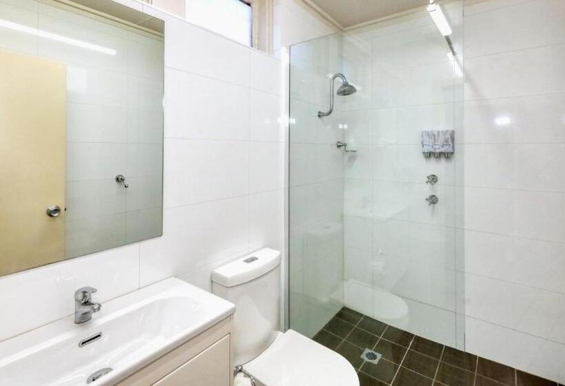 Номер Deluxe, Goulburn Central Motel