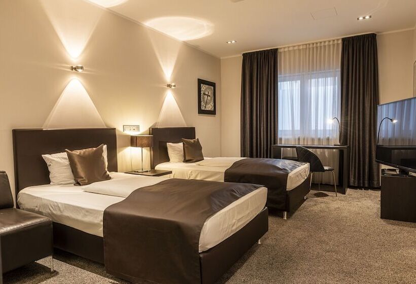 اتاق استاندارد چهار تخته, Mauritius Hotel & Therme