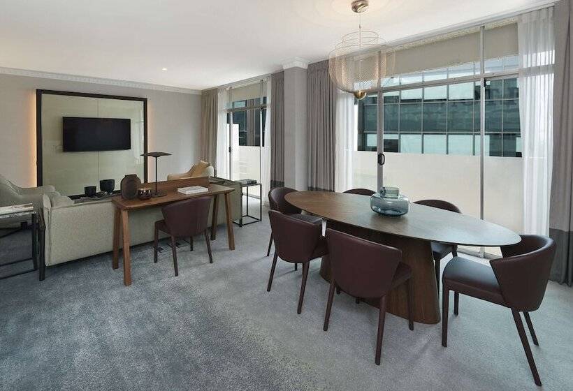 프리미엄 스위트, Parmelia Hilton Perth