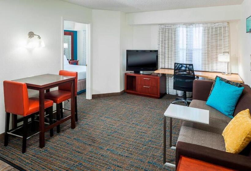 سوییت, Residence Inn Kansas City Overland Park