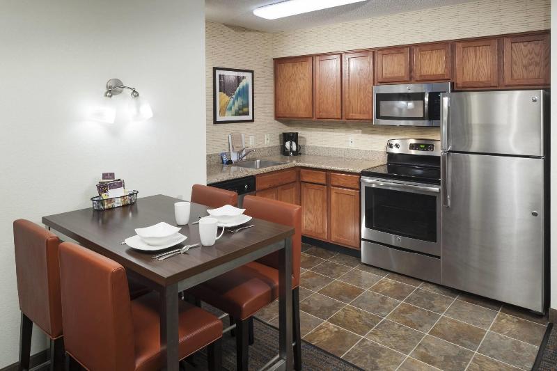 سوییت, Residence Inn Kansas City Overland Park