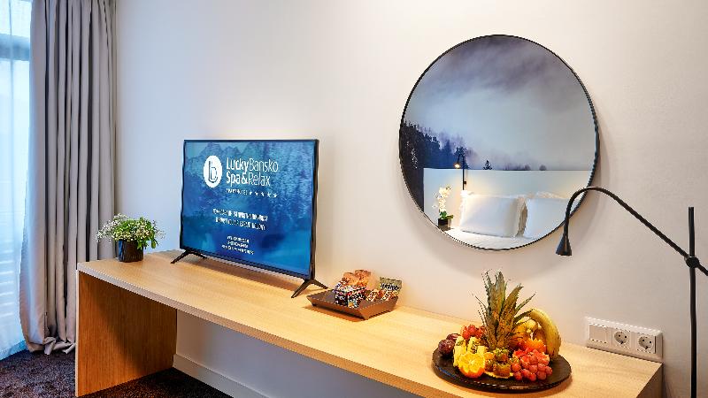 اتاق استاندارد با بالکن و چشم‌انداز دریا, Sheraton Oceanfront