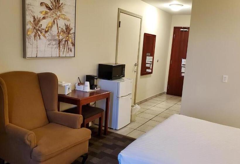Номер Стандарт Адаптированный для Инвалидов, Travelodge By Wyndham Stony Plain