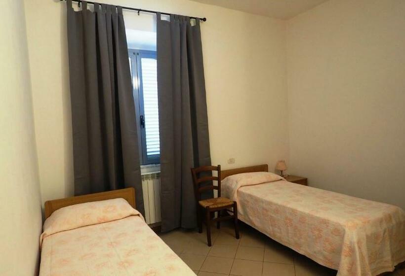اتاق استاندارد, Residenza Pitigliano Gens Petilia   Nuova Gestione