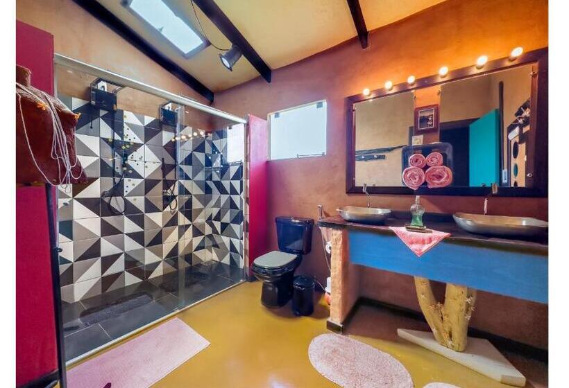 발코니 디럭스 룸, Casa De Frida Pousada Galeria