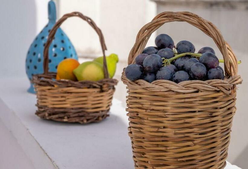 سوئیت جونیور با تراس, Dama Bianca Boutique Hotel Ostuni