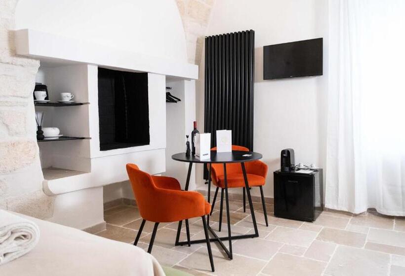سوئیت جونیور با تراس, Dama Bianca Boutique Hotel Ostuni