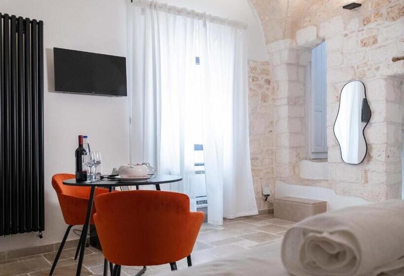 سوئیت جونیور با تراس, Dama Bianca Boutique Hotel Ostuni