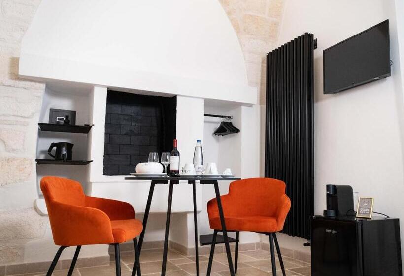 سوئیت جونیور با تراس, Dama Bianca Boutique Hotel Ostuni