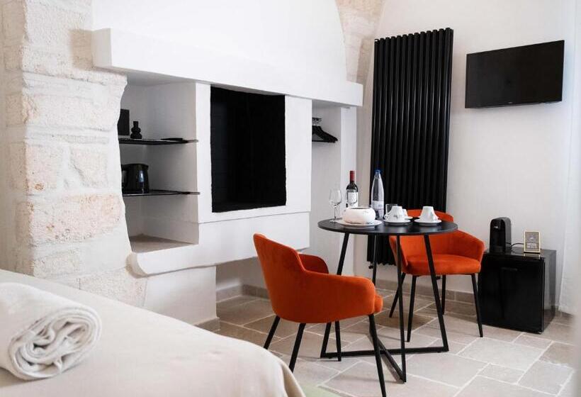 سوئیت جونیور با تراس, Dama Bianca Boutique Hotel Ostuni