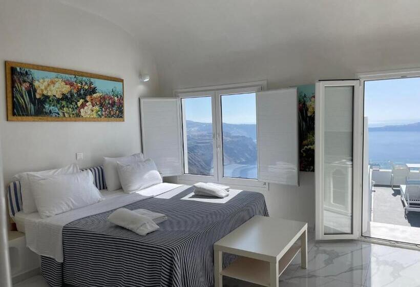 سوئیت با وان آب گرم, Alexander Villas