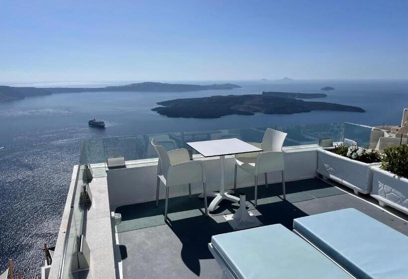 سوئیت با وان آب گرم, Alexander Villas