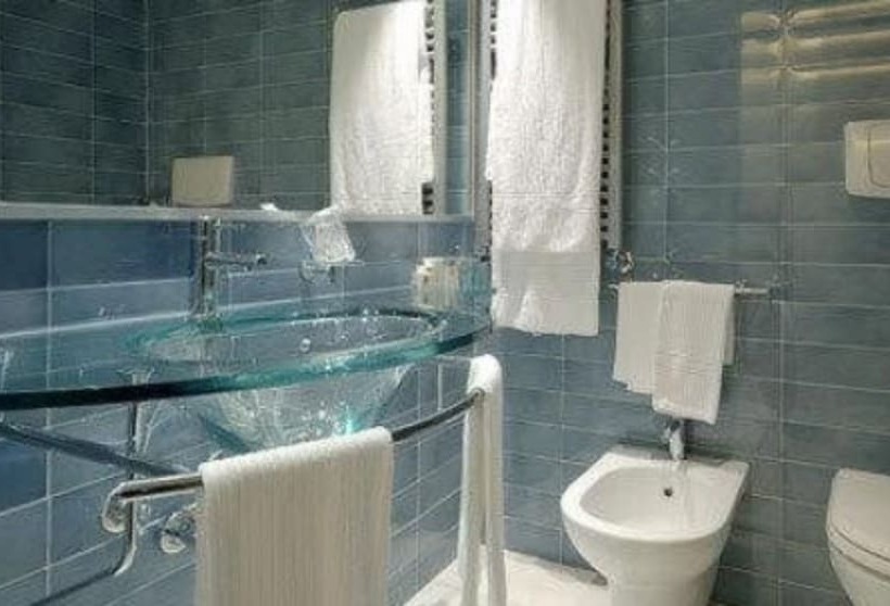 חדר קלאסי, All Time Relais & Sport