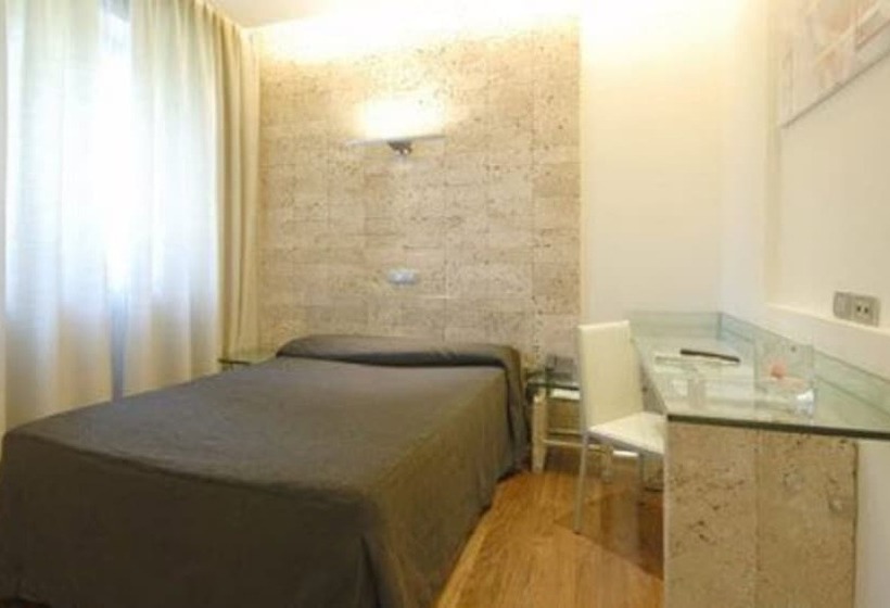 חדר קלאסי, All Time Relais & Sport