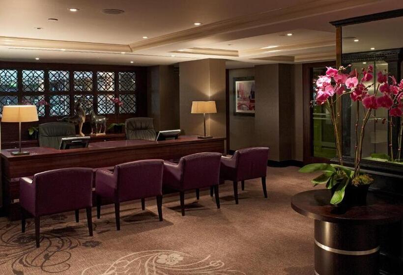 מיטת קינג בסוויטה, Hyatt Regency London The Churchill