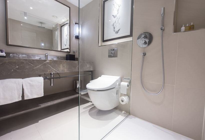Номер Клуб, Hyatt Regency London The Churchill