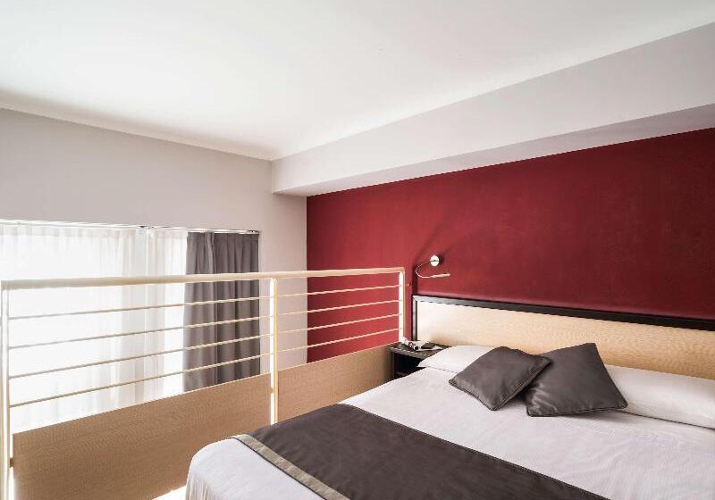 اتاق استاندارد با چشم‌انداز باغ, Hyatt Regency London The Churchill