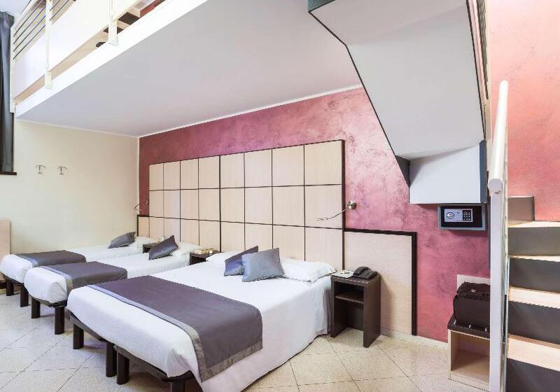 Номер Стандарт Вид на Сад, Hyatt Regency London The Churchill