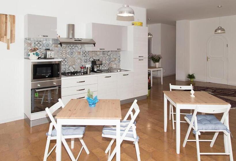 اتاق لوکس, Al Siciliando B&b